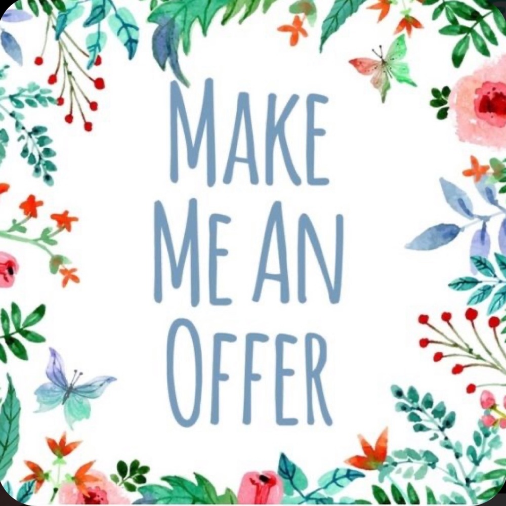 See something you like?? Make me an offer 💗💗